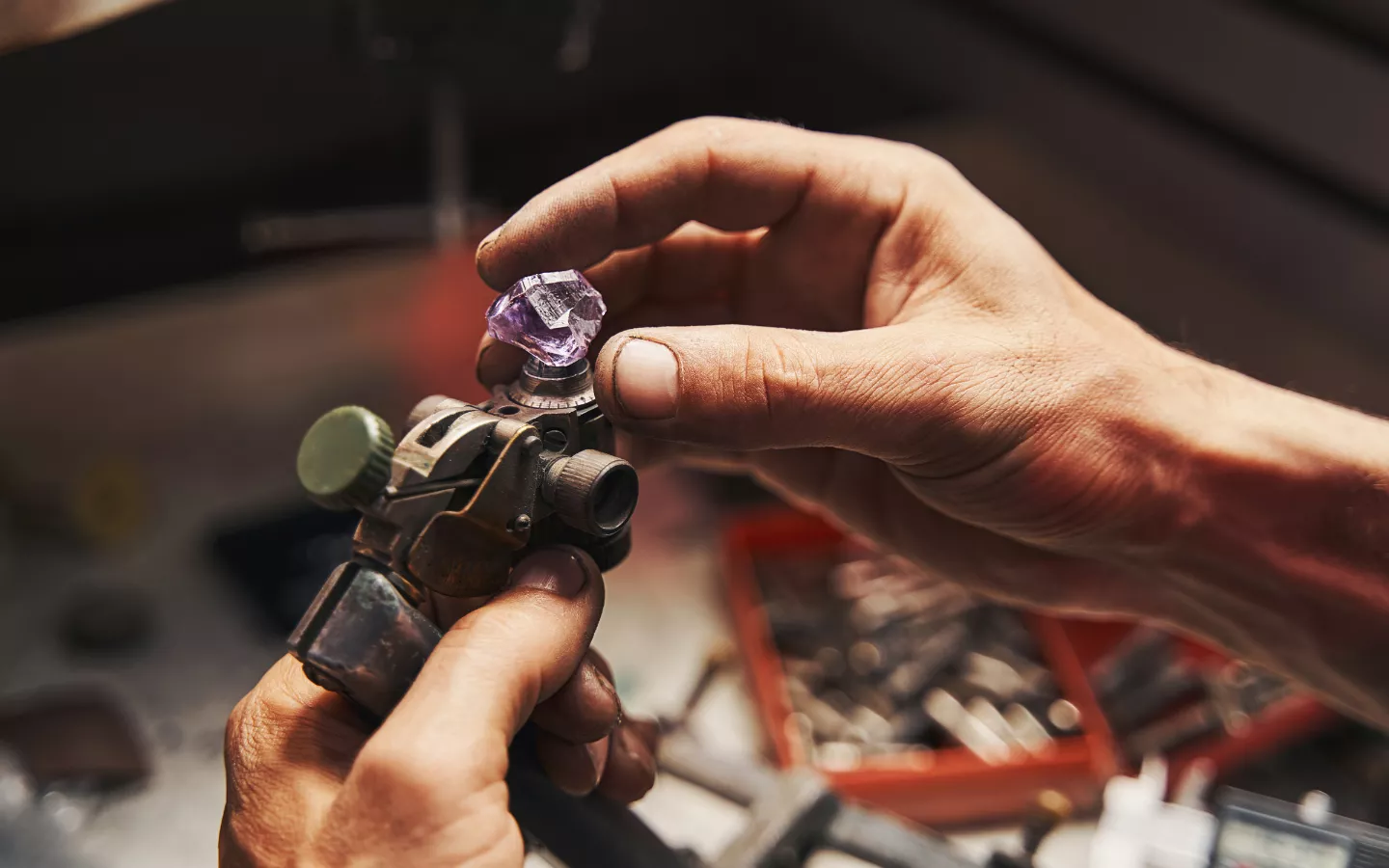 Old Gemstone Cutting and Polishing